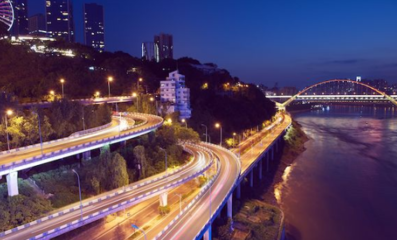 扮靓山城国庆夜景 16万盏功能照明和夜景灯饰迎来全面“体检”